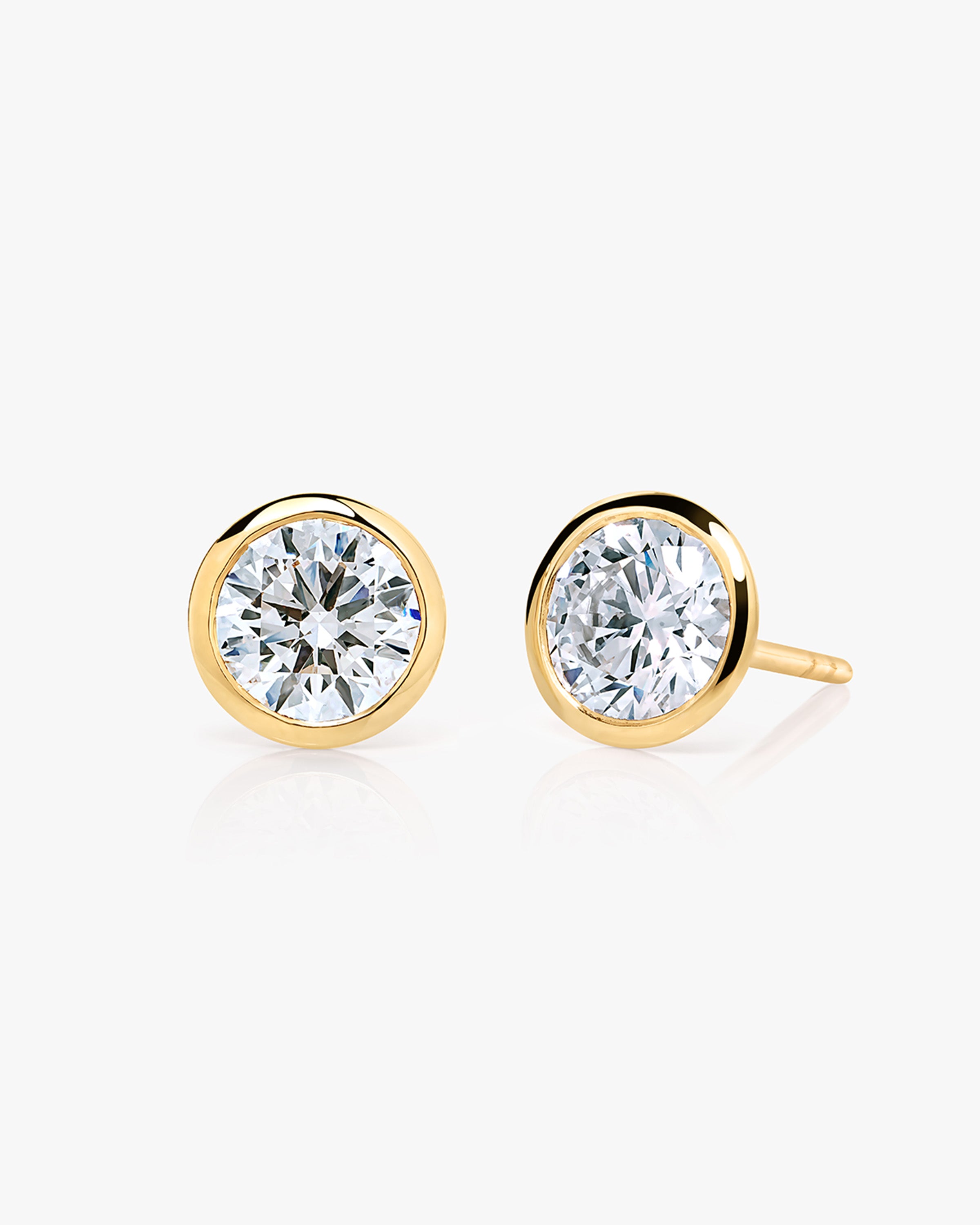 Elsa Bezel Diamond Studs - Round
