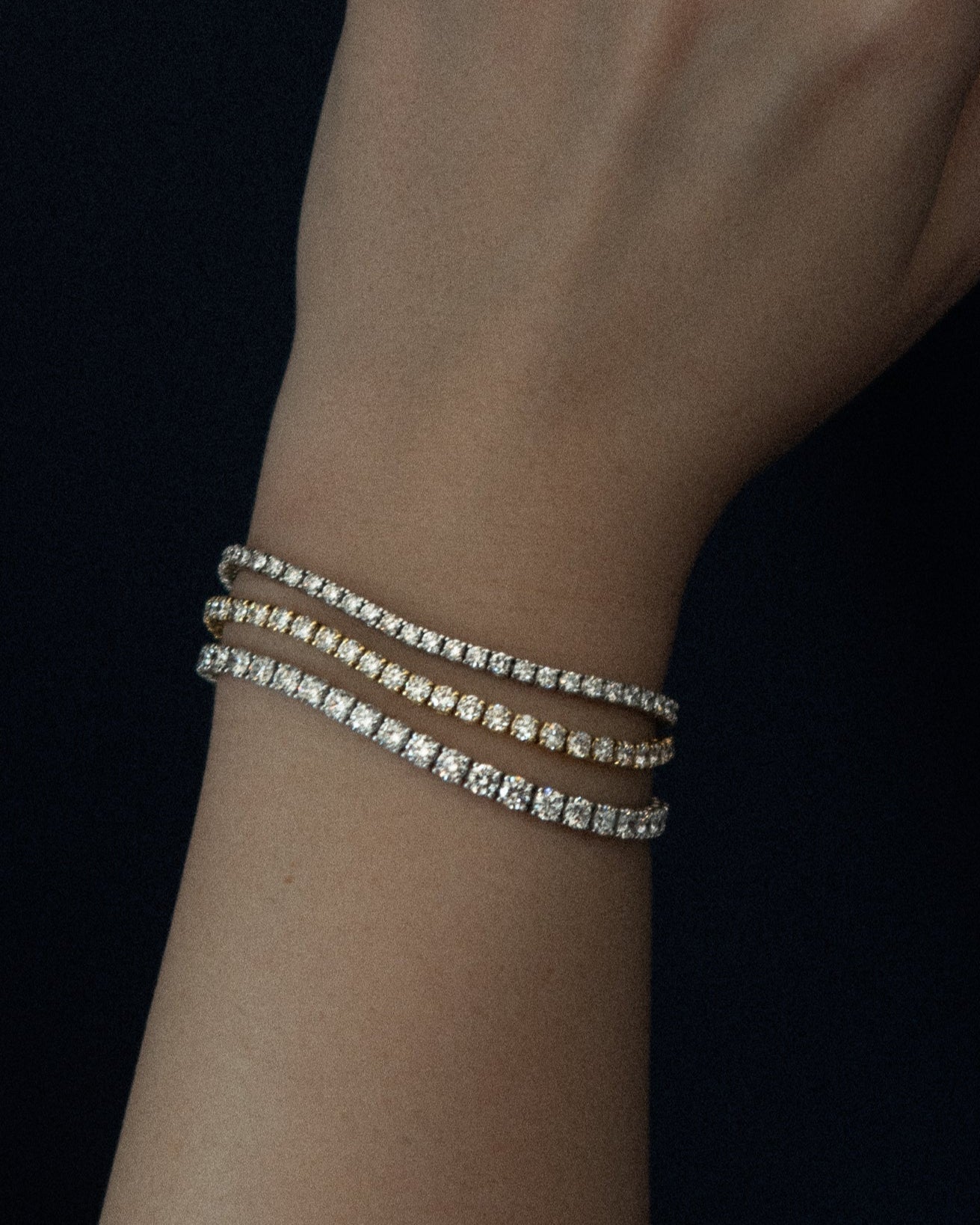 4 prong tennis bracelets with diamonds